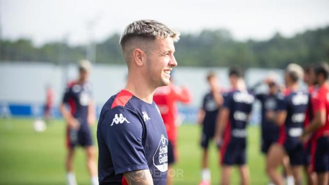 Rubén López durante un entrenamiento con el Deportivo.