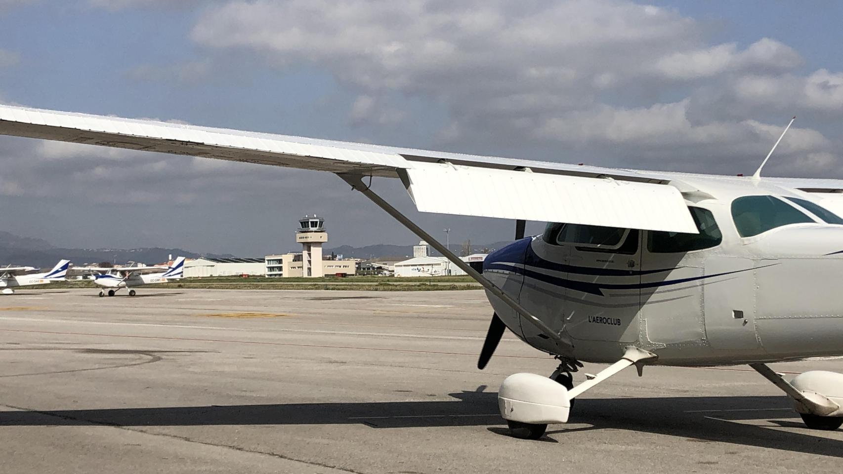 Xavi reveló que su empresa busca acercar la aviación a la gente común.