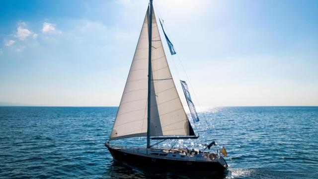 El mejor plan para ver la Copa América a bordo de un velero: con platos de Rodrigo de la Calle