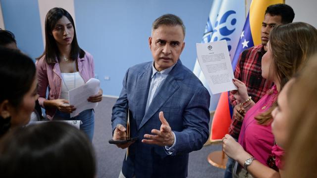 El fiscal general de Venezuela, tras su comparecencia este domingo sobre Edmundo González.