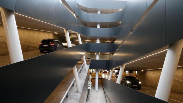 Imagen interior del parking en altura del Roig Arena. Roig Arena