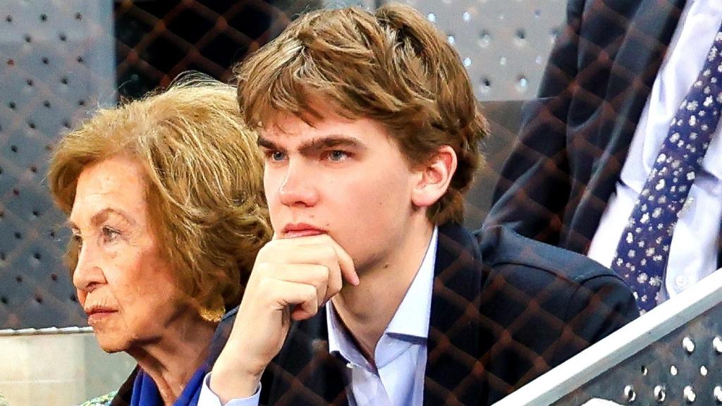 Miguel Urdangarin con su abuela, la emérita Sofía.