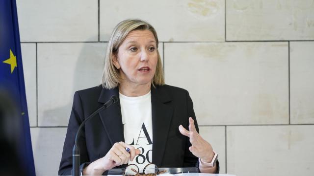 La vicepresidenta y consejera de Familia e Igualdad de Oportunidades de la Junta, Isabel Blanco, durante su visita al local que albergará el 'Centro de Crisis de Atención a Víctimas de Violencias Sexuales'