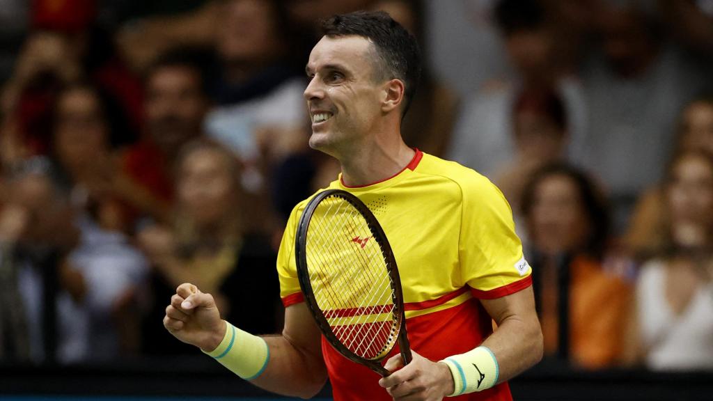 Roberto Bautista celebra su victoria ante Son.