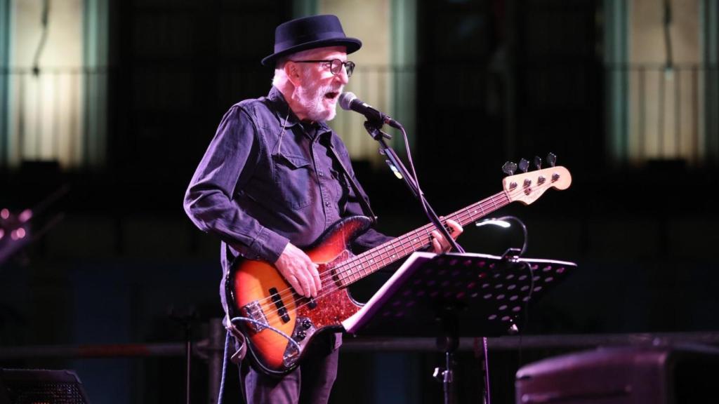 Actuación de Pancho Varona.