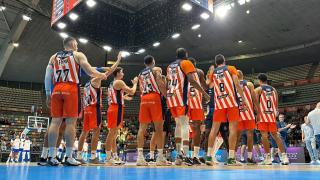 Plantilla Basquet Coruña en el partido contra el FC Porto