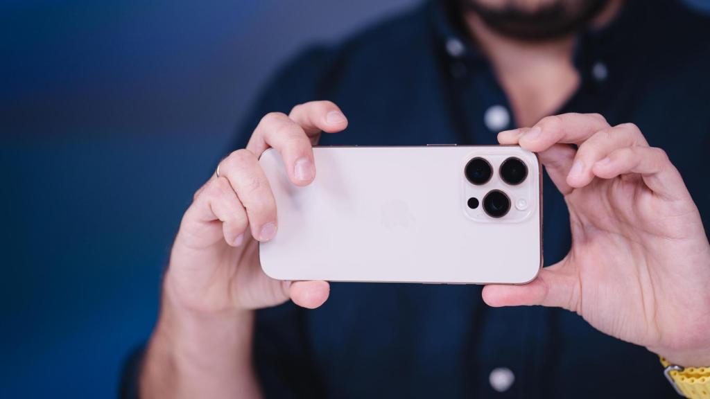 El iPhone 16 Pro Max.