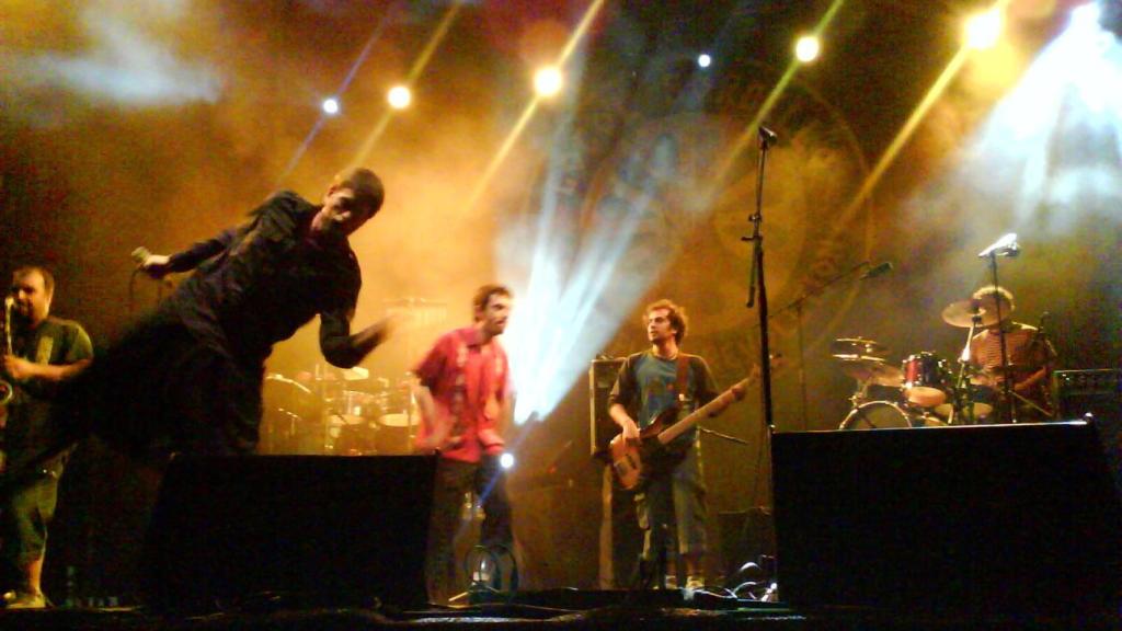 El grupo Lamatumbá en concierto.