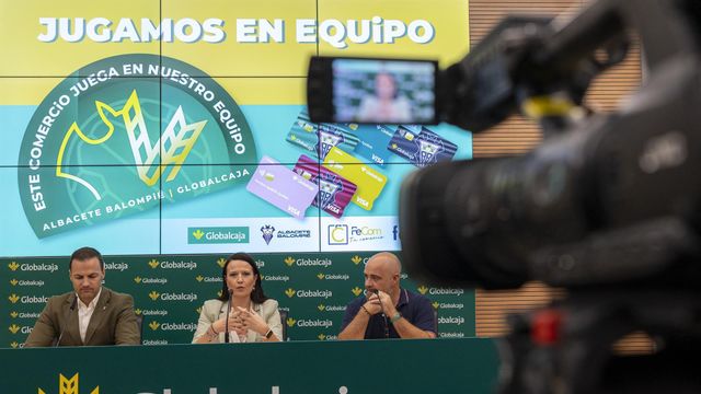 Víctor Varela, María Gómez-Juárez y José Lozano.