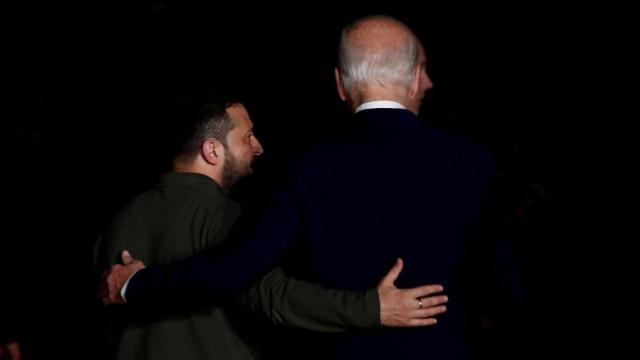 El presidente de Estados Unidos, Joe Biden, y el presidente ucraniano, Volodímir Zelenski, en una foto de archivo.