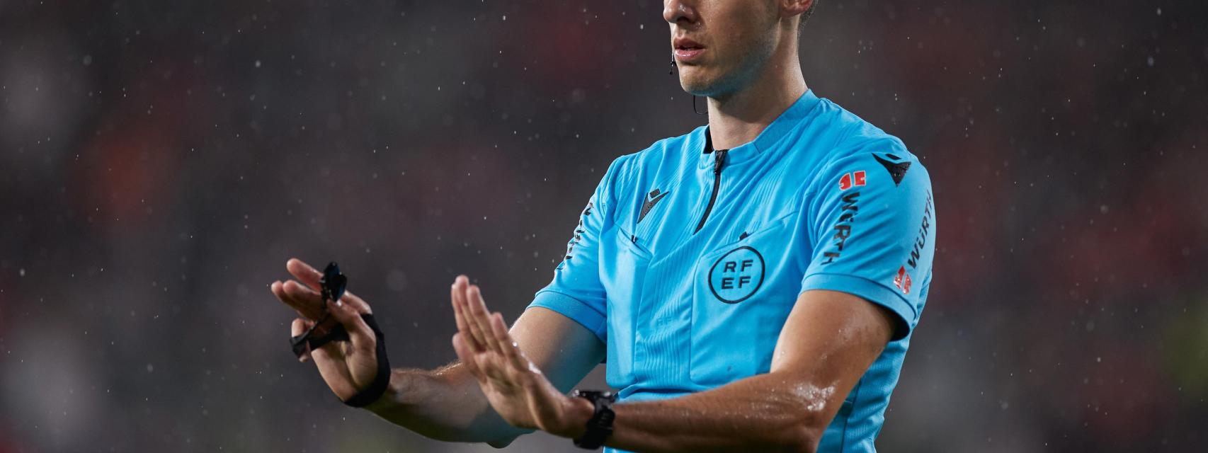 Mateo Busquets Ferrer, durante un partido de Liga.