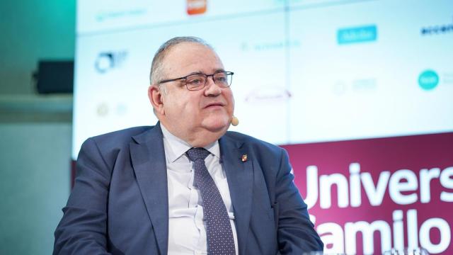 Alejandro Vázquez Ramos, consejero de Sanidad de Castilla y León, durante su intervención en la apertura de la tarde  de la segunda jornada del V Observatorio de la Sanidad 'España, como líder de una política sanitaria europea'.