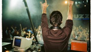 Viva la fiesta: 40 años de historia de España desde la discoteca