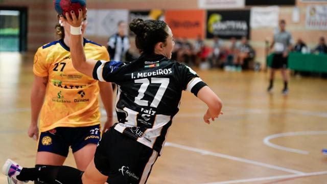 Isa Medeiros, jugadora del Balonmano Costal del Sol Málaga