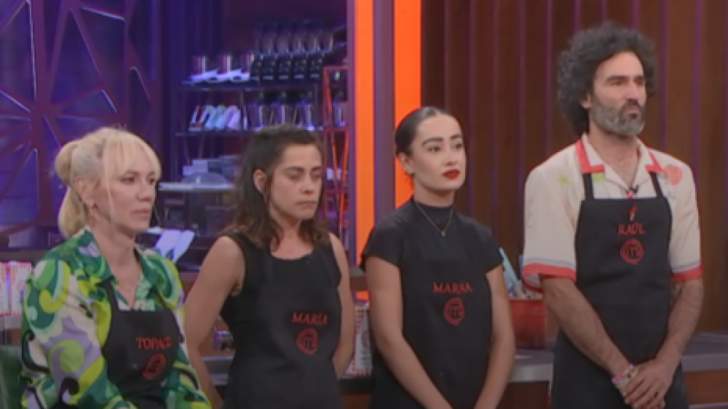 Topacio, María, Marina y Raúl.