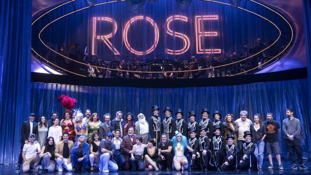 Toda la compañía de Gypsy.