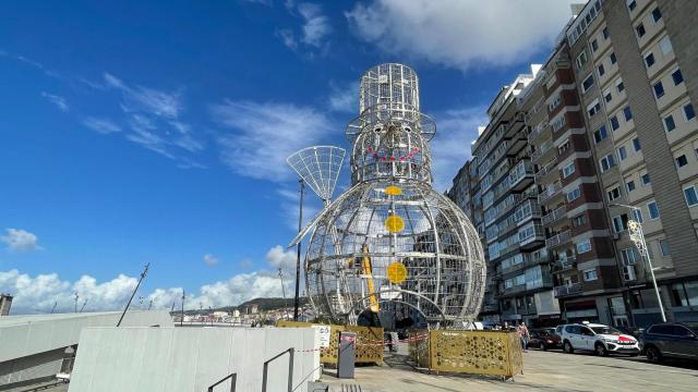 El Muñeco de Nieve gigante estrena ubicación.