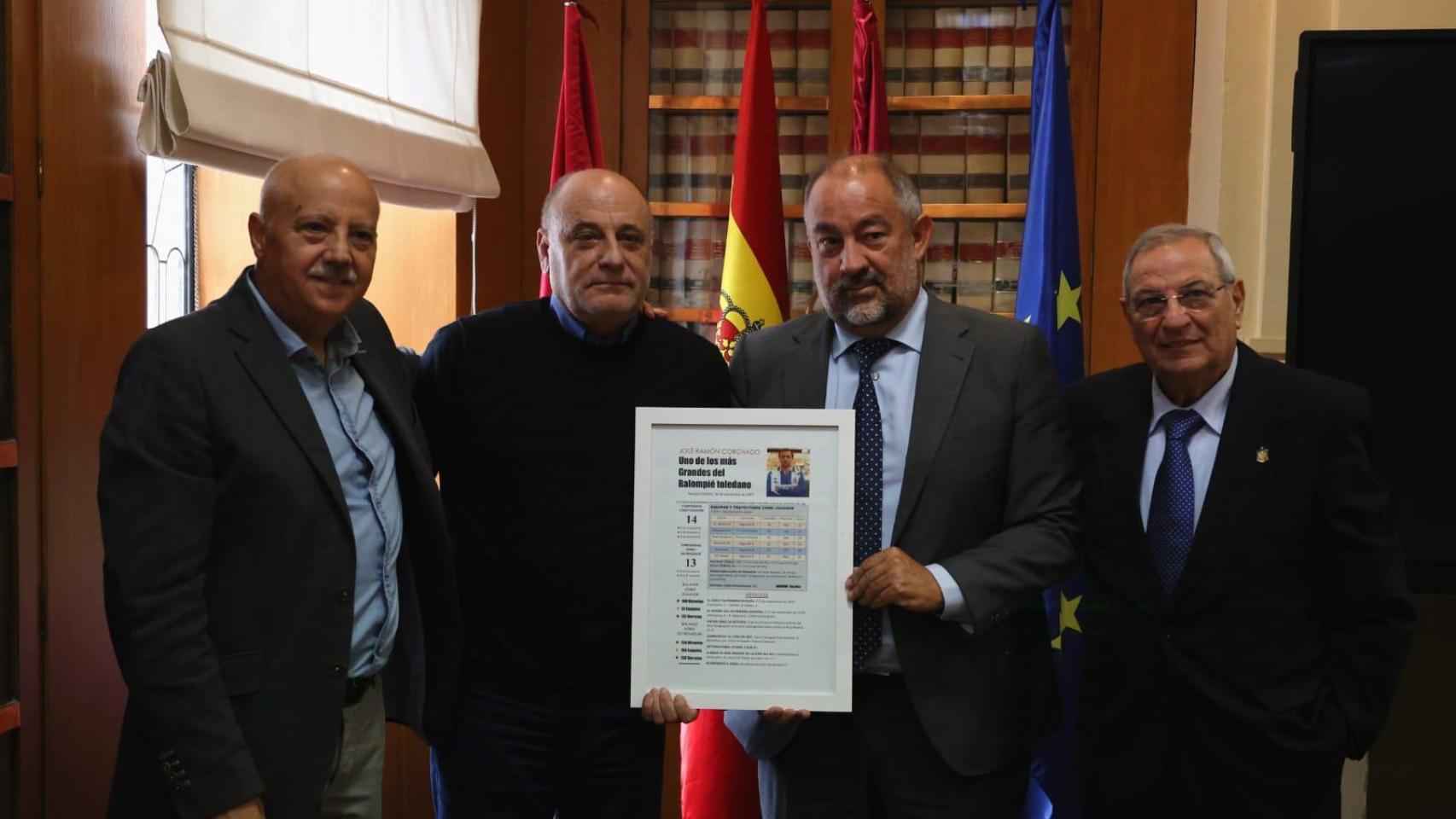 Las mejores imágenes de la presentación del último libro de Teo Díaz en Toledo