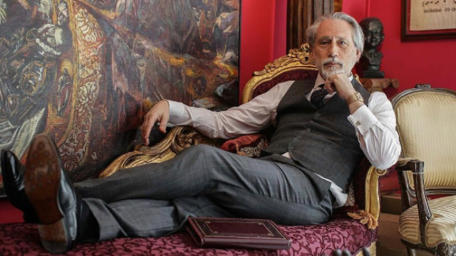 El poeta y filósofo Ilia Galán.