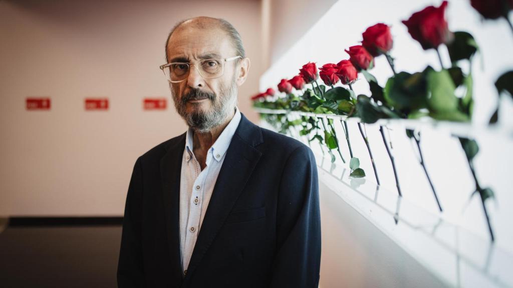 Lambán, en la sede del PSOE-Aragón.