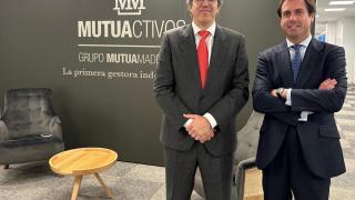 De izda a dcha: el nuevo director de tecnología de Mutuactivos, Fernando Pablos, y el nuevo director de Cuentas Institucionales del área de Pensiones, Antonio Valverde.