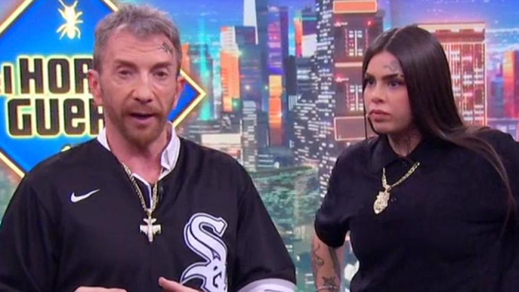 Pablo Motos y la cantante Ptazeta, invitada de 'El Hormiguero' de este lunes