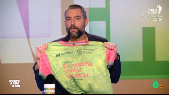 Dani Mateo con la camiseta de la Carrera Mucho x Vivir de Zamora