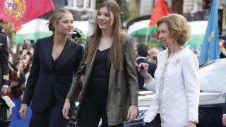 Del 'pasa tú primero' de la Emérita al llanto de la madre de Carolina Marín: anécdotas de los Princesa de Asturias