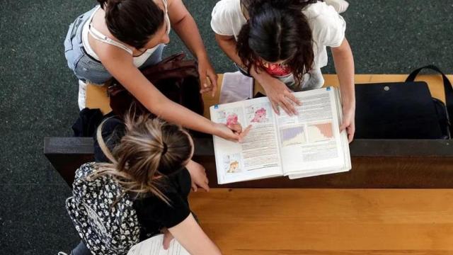 Foto archivo estudiantes