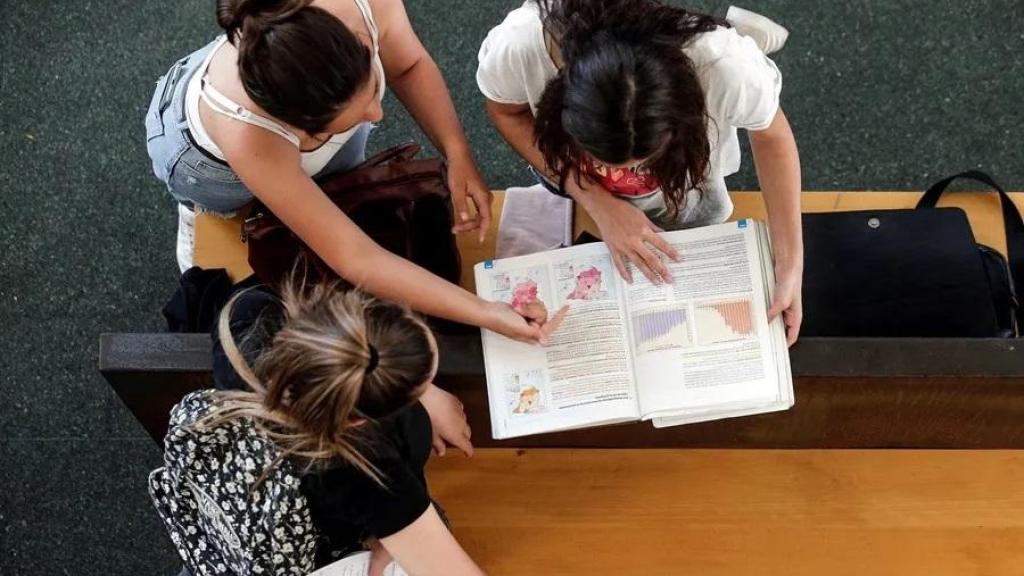 Foto archivo estudiantes