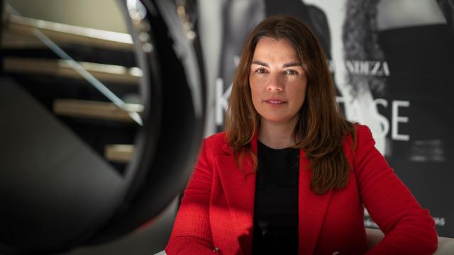 Inés Hernández lleva al frente de la fábrica desde 2022.