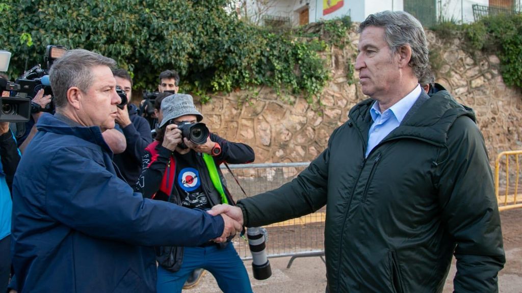 Visita de Feijóo y Page a Letur (Albacete) en octubre de 2024, tras la dana que azotó el este peninsular.