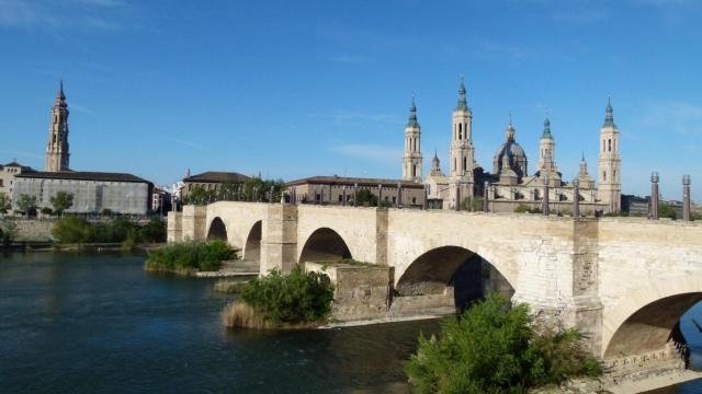 Imagen del puente de Piedra de Zaragoza.