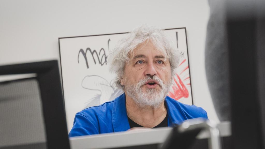 Manuel Rivas durante la entrevista con EL ESPAÑOL | Porfolio.