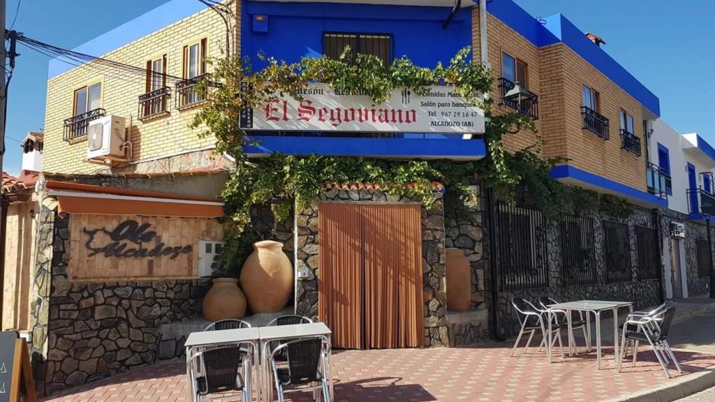 El Segoviano, en Alcadozo (Albacete).