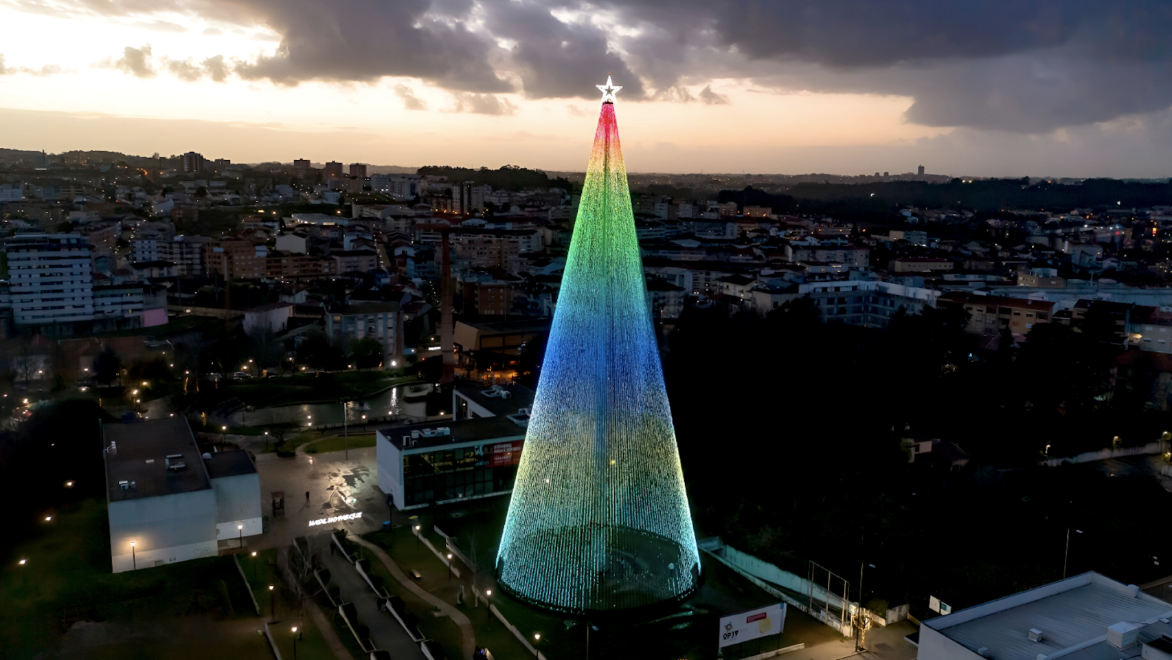 El árbol de Navidad más grande de Portugal en años anteriores