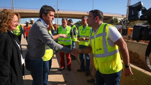 El presidente de la Generalitat Valenciana, Carlos Mazón, durante su comparecencia de este lunes.