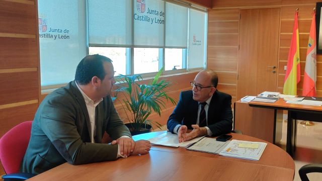 El alcalde de Santa Marta, David Mingo, ha mantenido una reunión con el director general de Infraestructuras y Sostenibilidad Ambiental, José Manuel Jiménez
