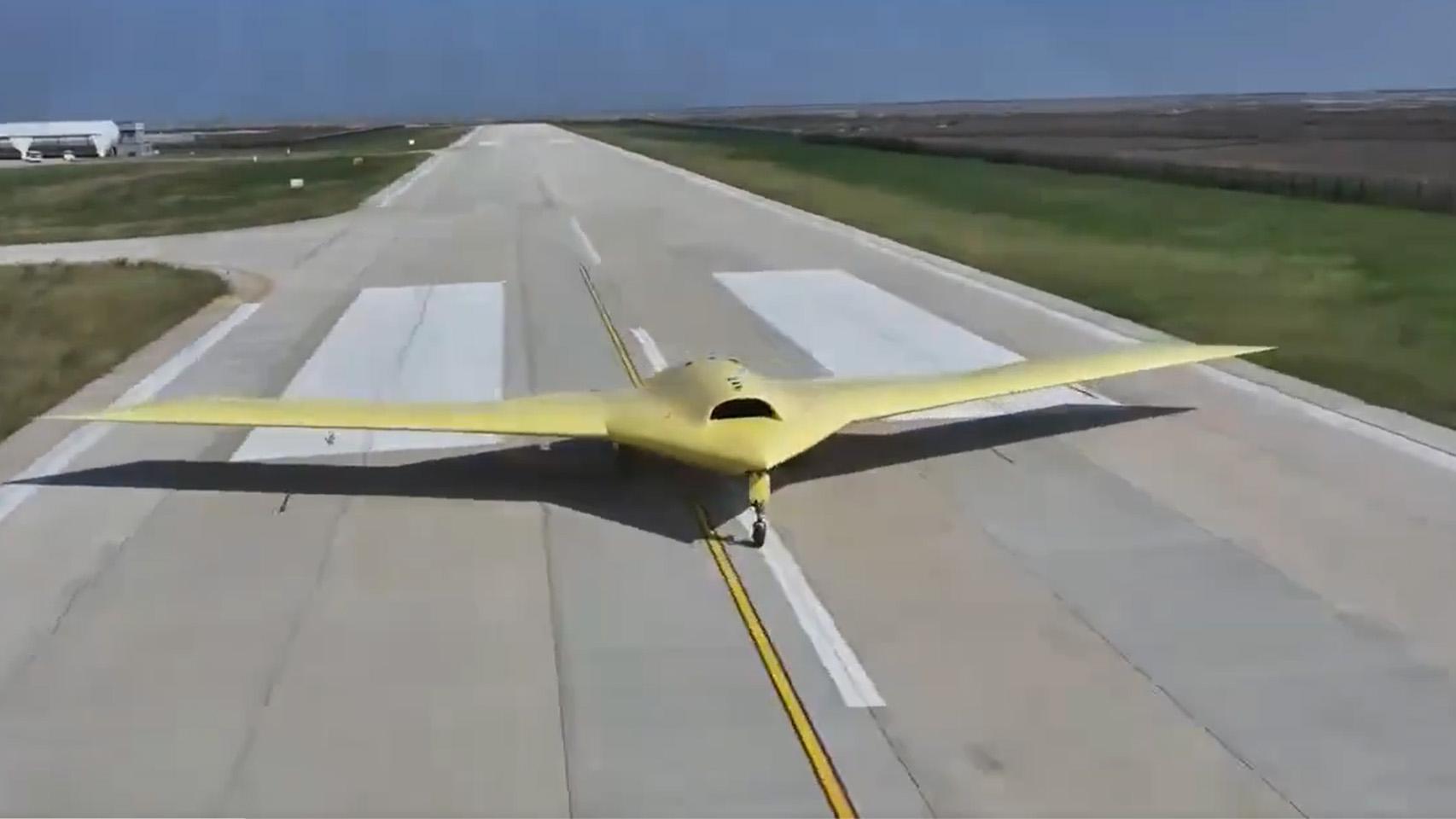 China pone a prueba su aeronave furtiva CH-7: un dron capaz de espiar, guiar misiles y operar sin ser detectado