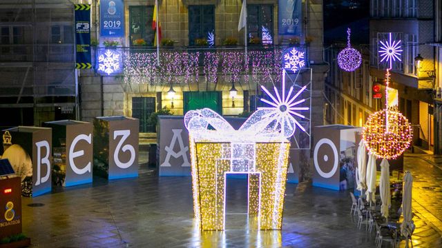 Iluminación navideña en Betanzos.