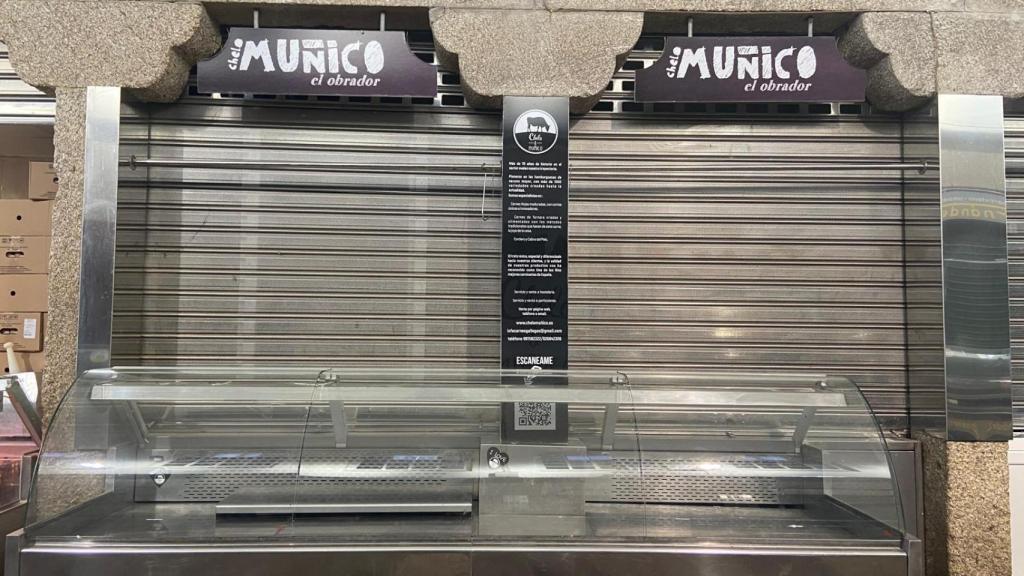 Carnicería de la plaza de Abastos de Santiago en la que trabajaba Antonio Costa.