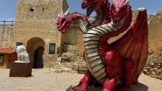 Los nuevos dragones del Castillo Encantado de Trigueros