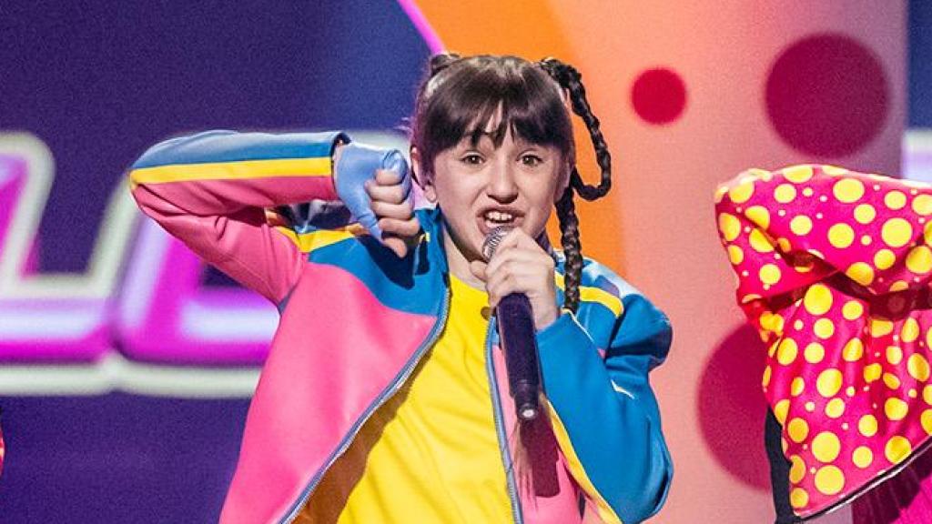 Chloe DelaRosa, durante un ensayo para Eurovisión Junior 2024