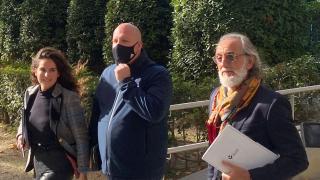 El empresario Álvaro Romillo, junto a sus abogados, en la Audiencia Nacional, este miércoles.