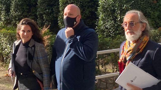 El empresario Álvaro Romillo, junto a sus abogados, en la Audiencia Nacional.