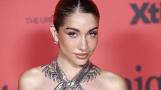 María Becerra en un 'photocall' de la presentación de la nueva colección de XTI.