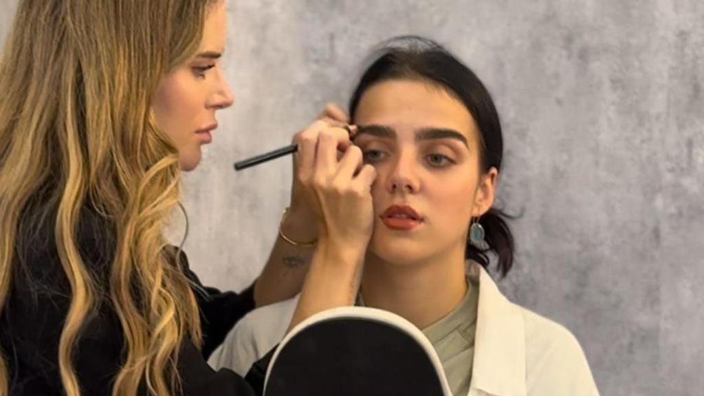 Valentina Troni, experta en cejas y CEO de TeboriBrows.