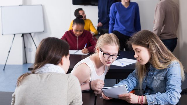 Alicante crece en Centros Integrados de FP con la transformación de dos institutos para el curso 25-26