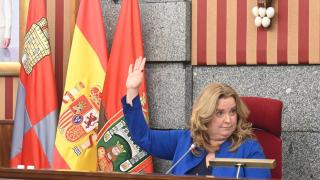 La alcaldesa de Burgos, Cristina Ayala, durante el pleno del Ayuntamiento de este viernes