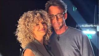 Álvaro Muñoz Escassi y Sheila Casas en una imagen de redes sociales.